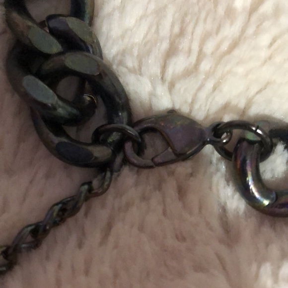 Chunky Chain Necklace - Picture 3 of 3